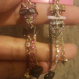 Betsey Johnson Skull Earrings